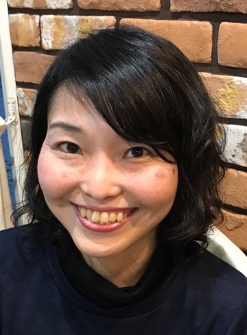 眞﨑　美穂 講師