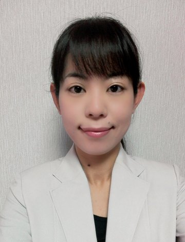 久場 さやか 講師